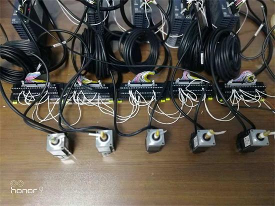 號(hào)外！號(hào)外_三菱定位新用法：FX5U內(nèi)置32軸總線(xiàn)定位！